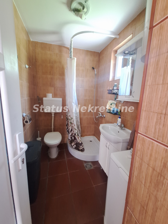 Dvosoban stan za izdavanje, Salajka, Novi Sad, 60m², 250 €/mes