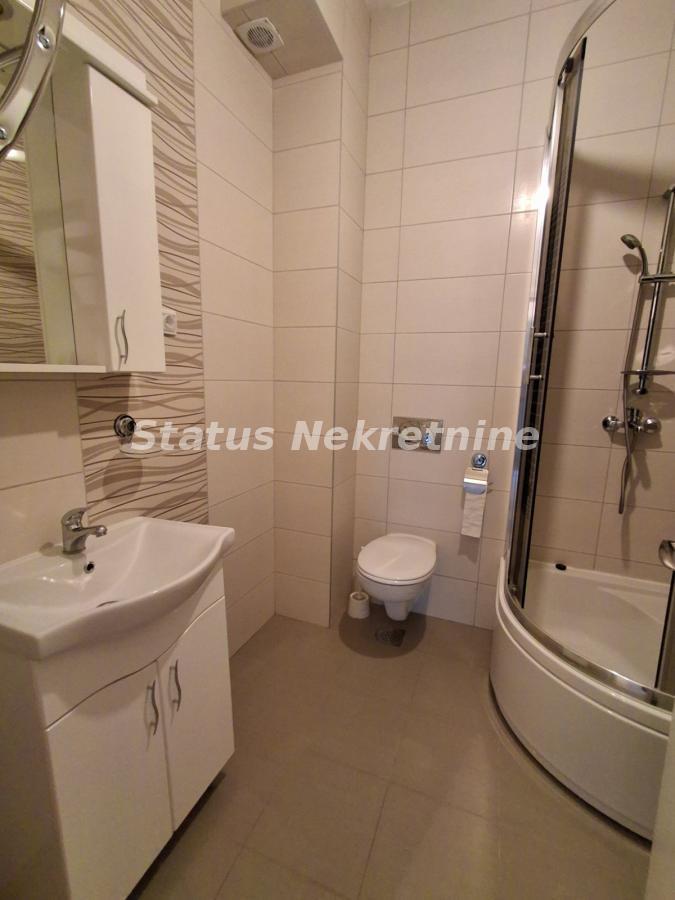 actionimagesite31agencystatusimgdhb0ye6n2y-viber-slika-2025-12-22-12-22-21-689 Troiposoban stan za izdavanje, Sremska Kamenica, Novi Sad, 66m², 400 €/mes