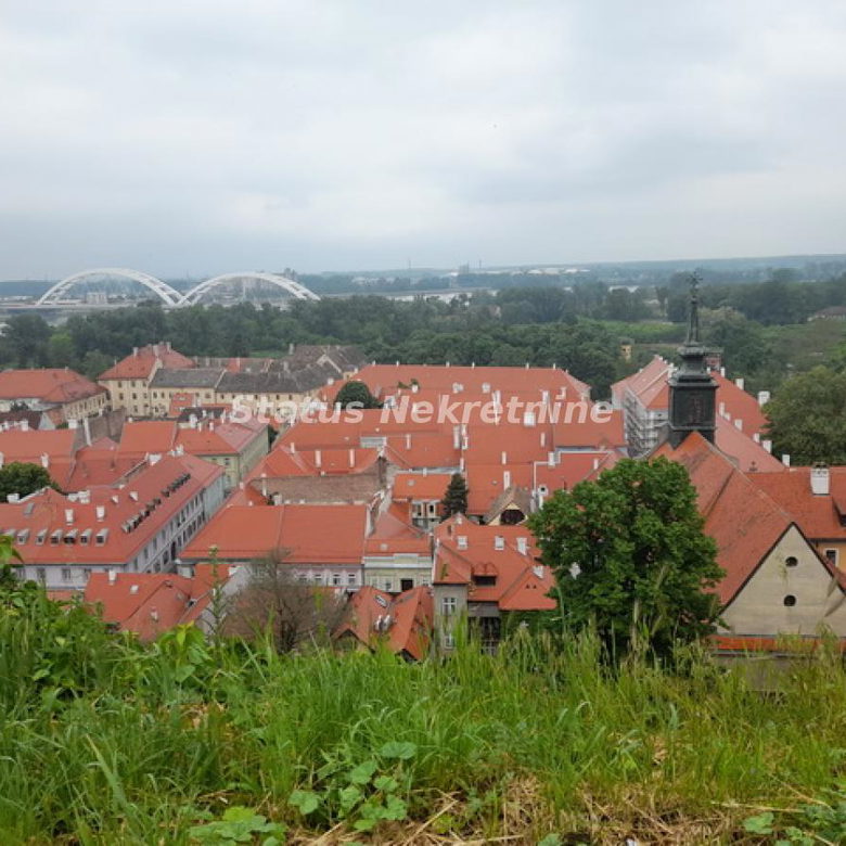 Četvorosoban stan na prodaju, Petrovaradin, Novi Sad, 188m², 329.600 €