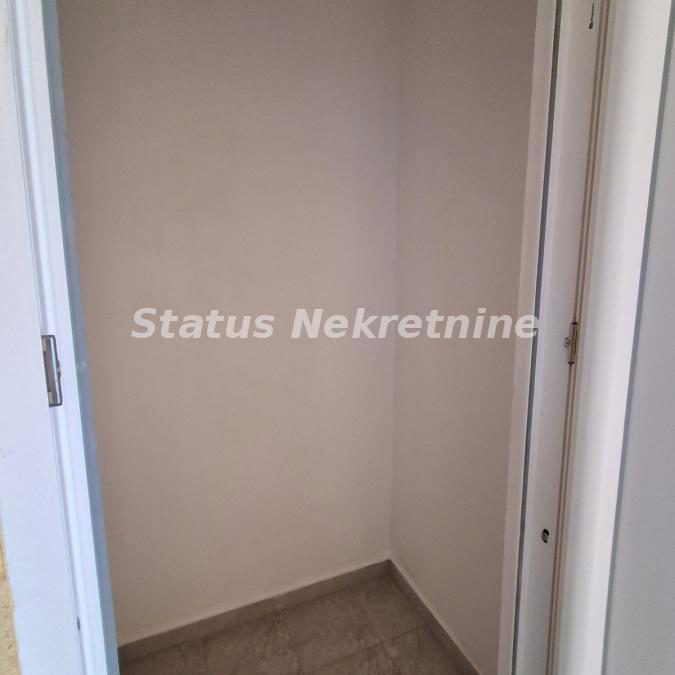 Trosoban stan na prodaju, Sremska Kamenica, Novi Sad, 83m², 166.700 €