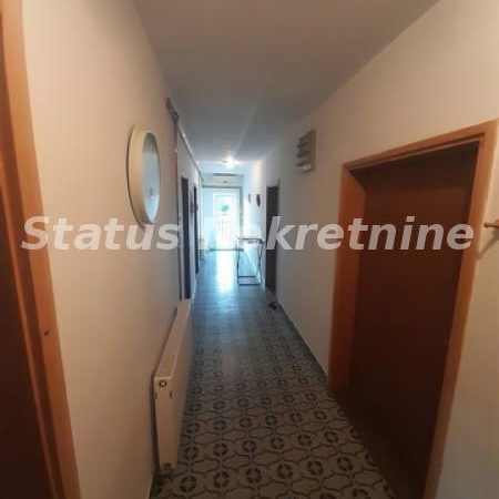Kuća na prodaju, Futog, Novi Sad, 200m², 216.000 €
