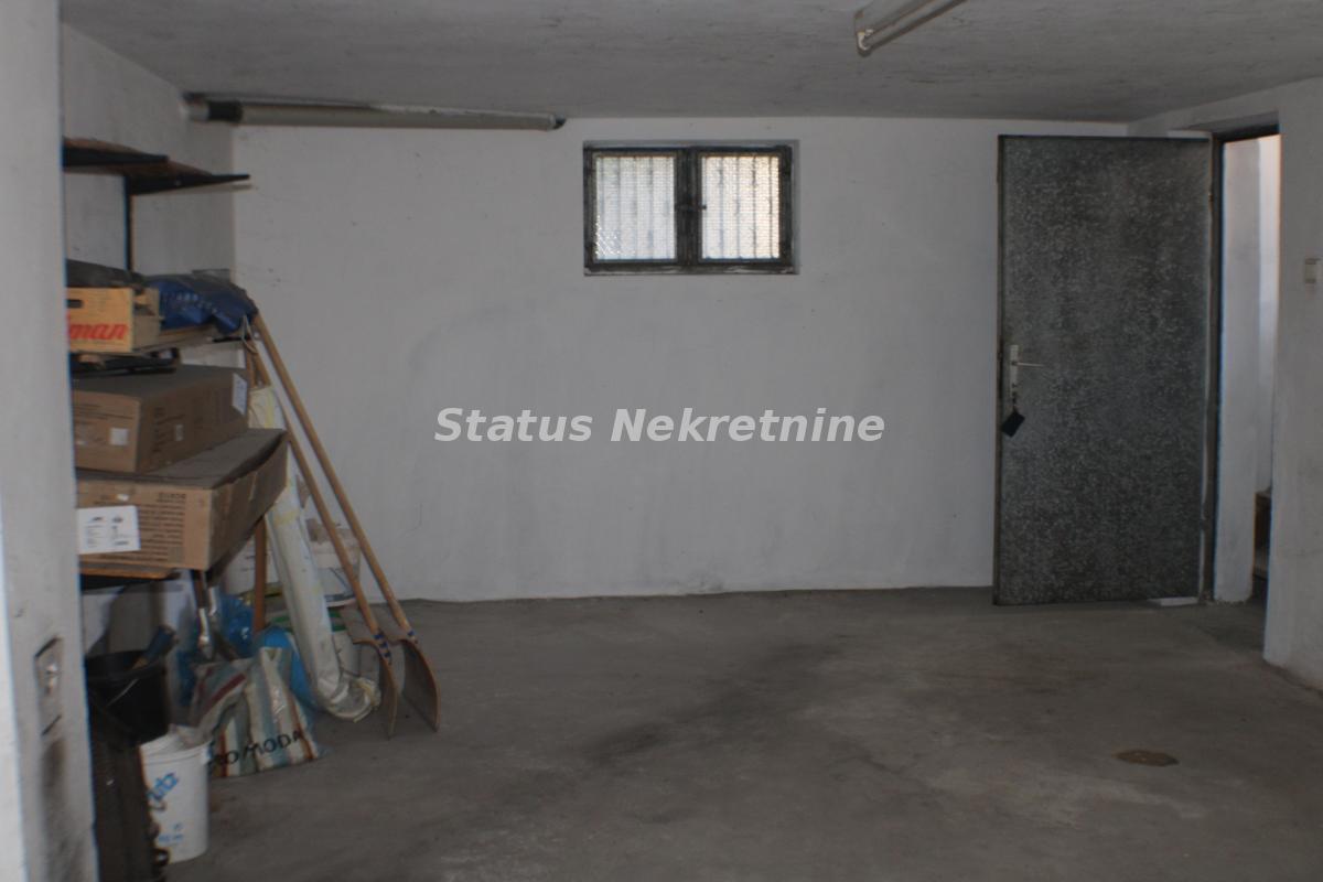 actionimagesite31agencystatusimgdqdssmrnwo-img-5660 Kuća na prodaju, Bački Petrovac, 372m², 210.000 €