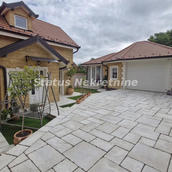 Kuća na prodaju, Centar, Sremski Karlovci, 123m², 449.980 €