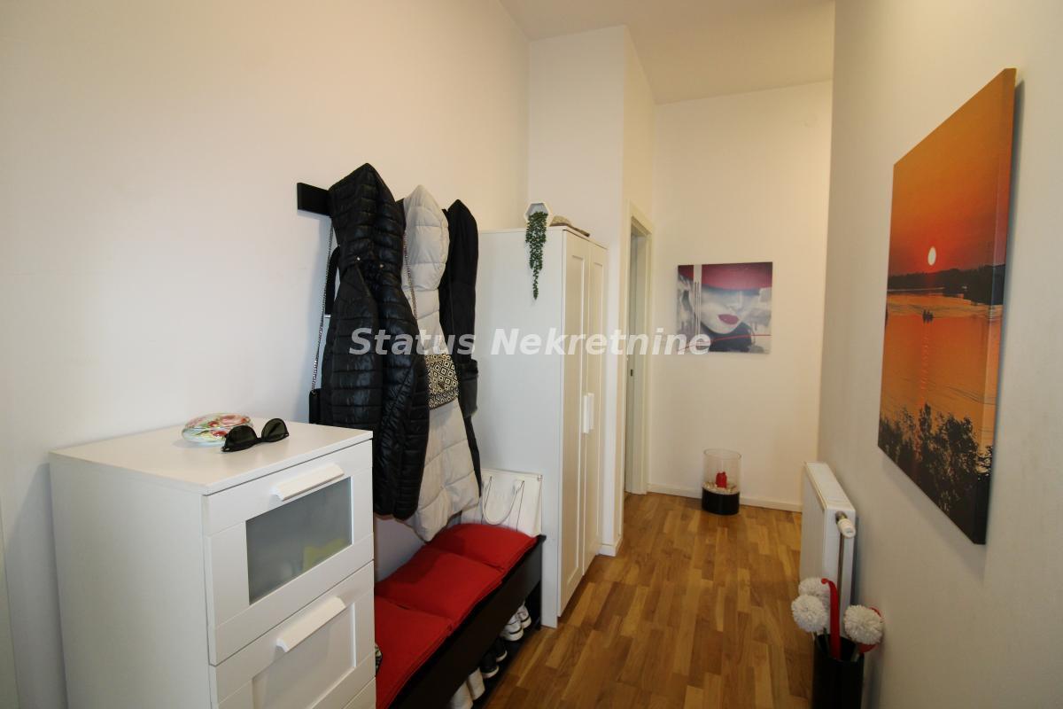 Četvorosoban stan na prodaju, Telep, Novi Sad, 155m², 473.800 €