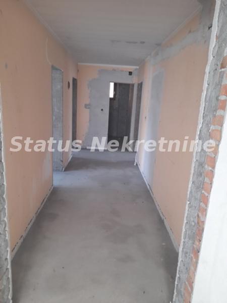 Kuća na prodaju, Futog, Novi Sad, 250m², 412.000 €