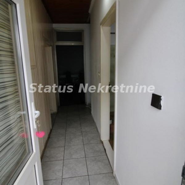 Kuća na prodaju, Temerin, 229m², 168.000 €