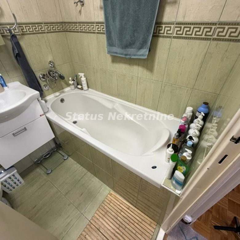 Dvoiposoban stan na prodaju, Novo Naselje, Novi Sad, 76m², 198.790 €
