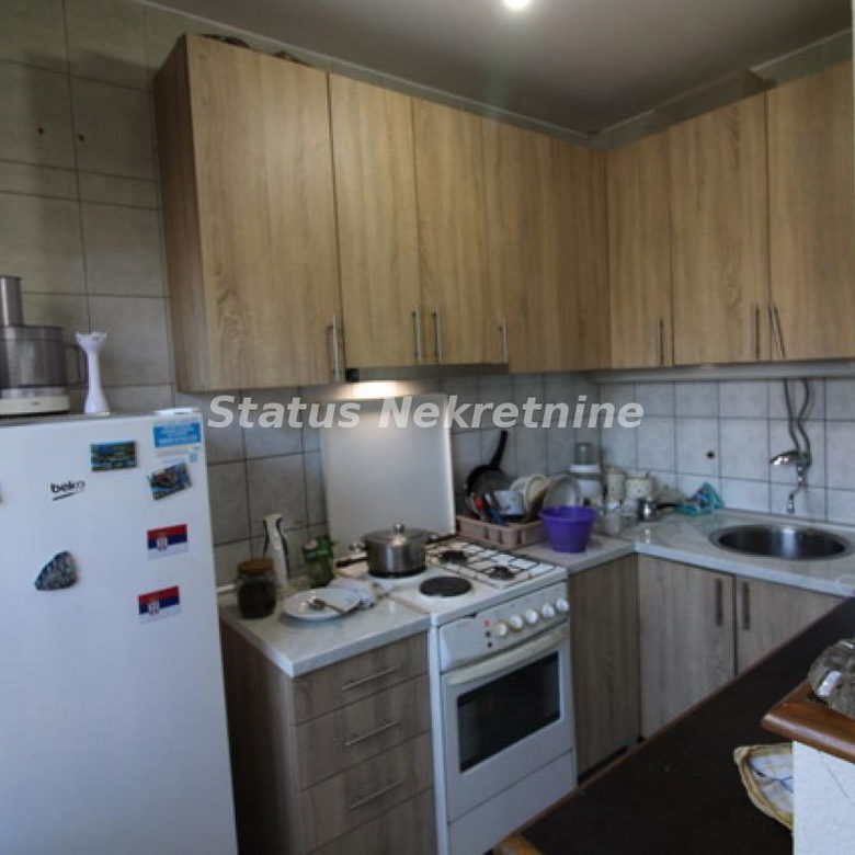 Kuća na prodaju, Temerin, 420m², 262.650 €