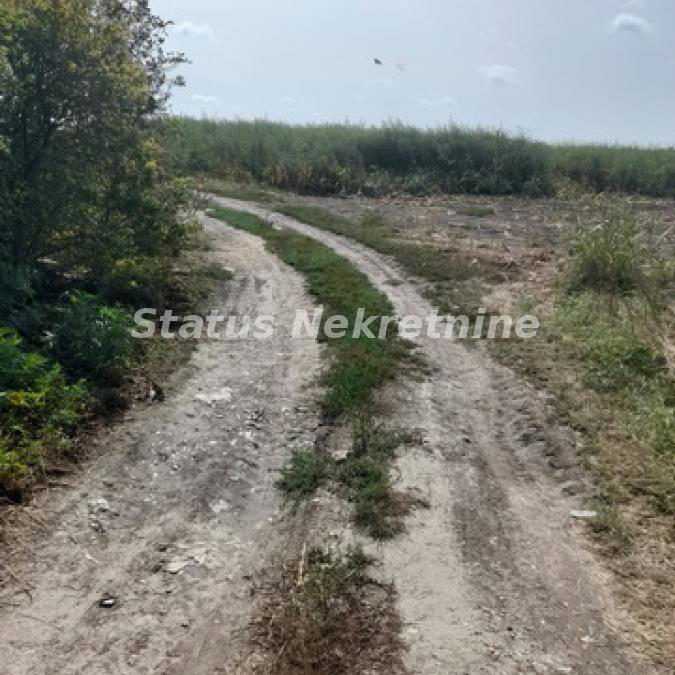 Plac na prodaju, Sremska Mitrovica, 341,55 ari, 247.200 €