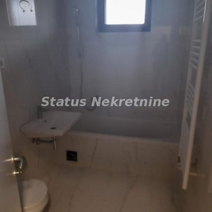 Četvorosoban stan na prodaju, Centar, Novi Sad, 126m², 389.340 €