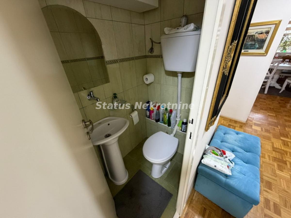 Dvoiposoban stan na prodaju, Novo Naselje, Novi Sad, 76m², 198.790 €