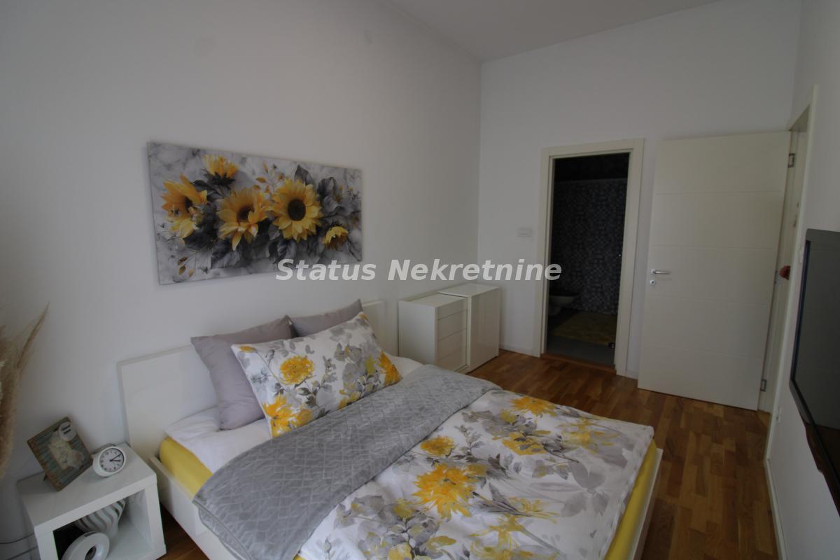 Četvorosoban stan na prodaju, Telep, Novi Sad, 155m², 473.800 €