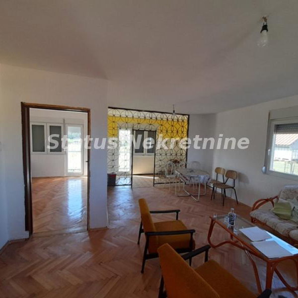 Kuća na prodaju, Sremski Karlovci, 134m², 97.850 €