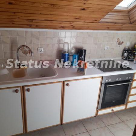 Kuća na prodaju, Futog, Novi Sad, 250m², 412.000 €