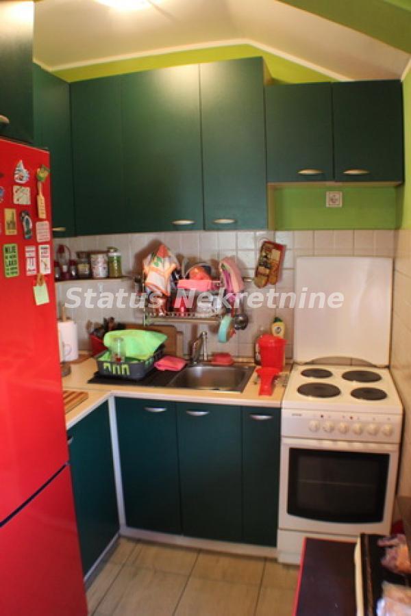 Dvoiposoban stan na prodaju, Grbavica, Novi Sad, 59m², 127.700 €