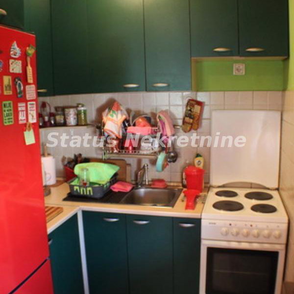 Dvoiposoban stan na prodaju, Grbavica, Novi Sad, 59m², 127.700 €