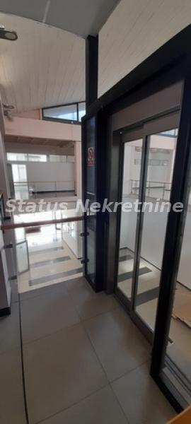 Lokal za izdavanje, Bulevar Oslobođenja, Novi Sad, 1700m², 15.300 €/mes