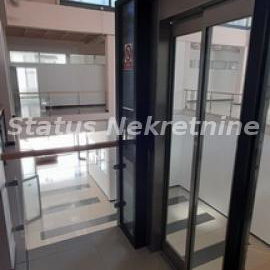 Lokal za izdavanje, Bulevar Oslobođenja, Novi Sad, 1700m², 15.300 €/mes
