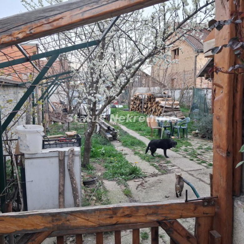 Kuća na prodaju, Futog, Novi Sad, 156m², 180.000 €