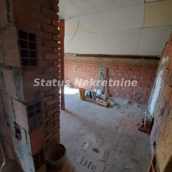 Kuća na prodaju, Beočin, 246m², 199.000 €