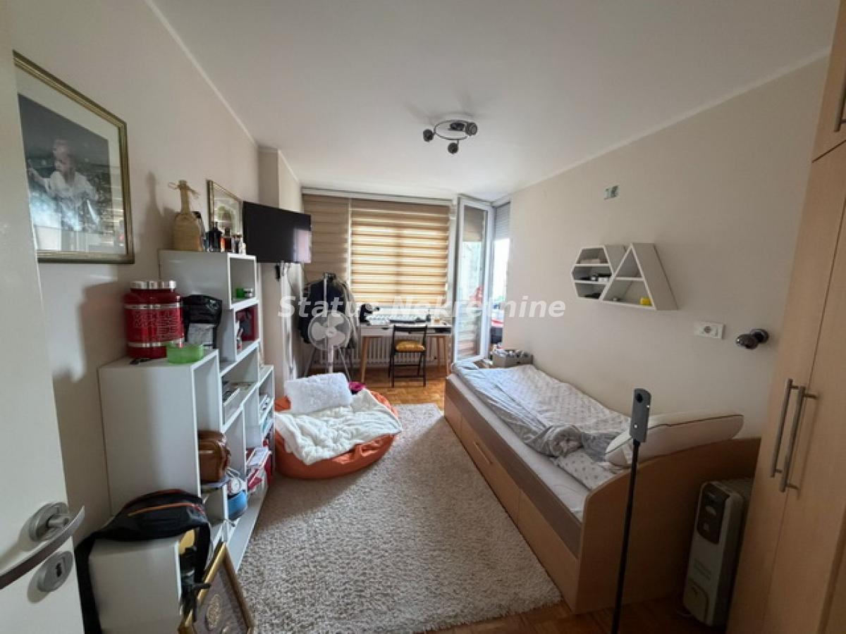 Dvoiposoban stan na prodaju, Novo Naselje, Novi Sad, 76m², 198.790 €