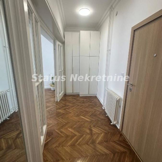 Trosoban stan na prodaju, Centar, Novi Sad, 78m², 243.000 €