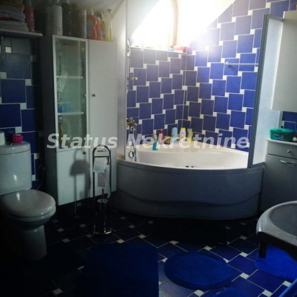 Kuća na prodaju, Sremska Kamenica, Novi Sad, 600m², 1.300.000 €