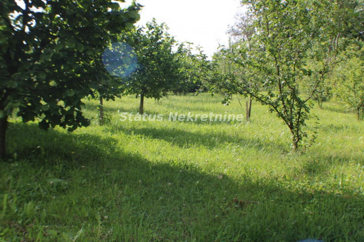 Kuća na prodaju, Ledinci, Novi Sad, 220m², 265.000 €
