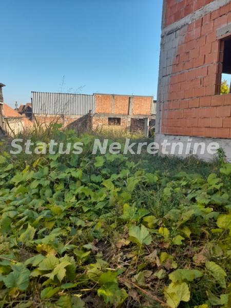 Kuća na prodaju, Sremski Karlovci, 230m², 175.100 €