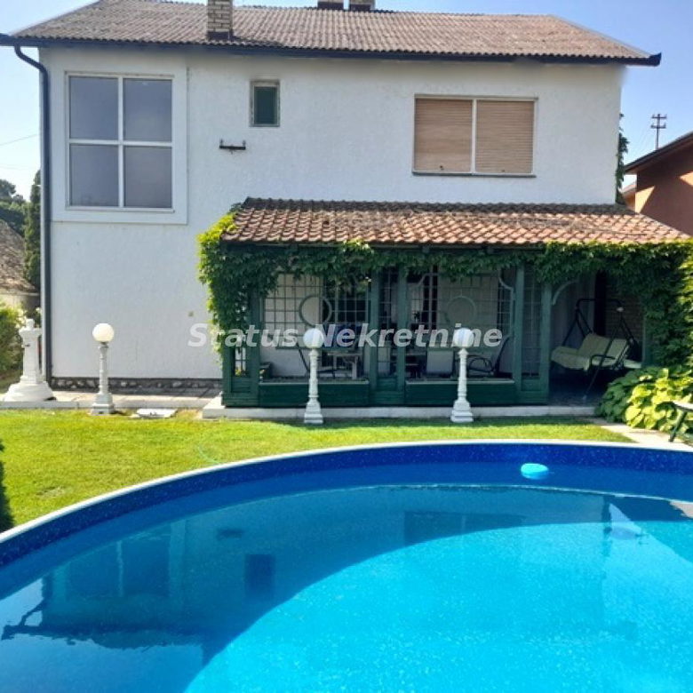 Kuća na prodaju, Temerin, 274m², 264.710 €
