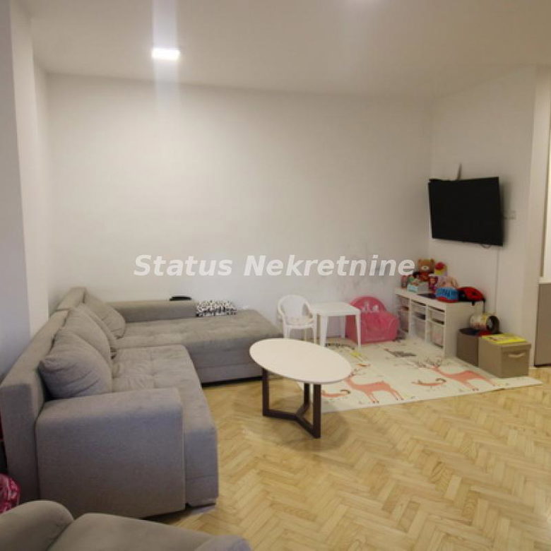 Trosoban stan na prodaju, Sremska Kamenica, Novi Sad, 55m², 133.900 €
