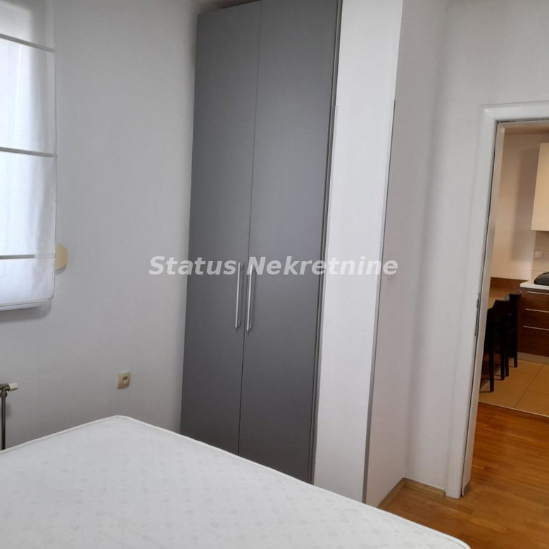 Jednoiposoban stan na prodaju, Sajmište, Novi Sad, 42m², 134.106 €