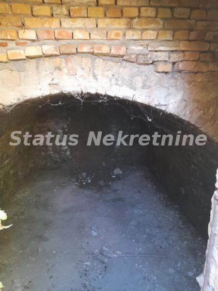 Kuća na prodaju, Sremski Karlovci, 230m², 175.100 €
