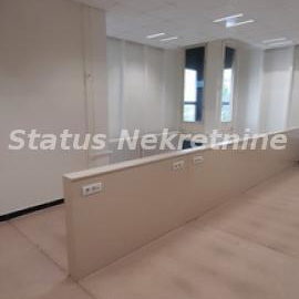 Lokal za izdavanje, Bulevar Oslobođenja, Novi Sad, 1700m², 15.300 €/mes
