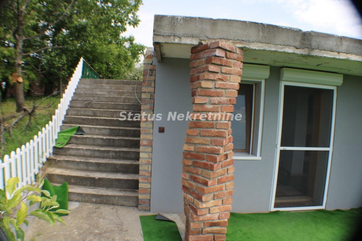 Kuća na prodaju, Petrovaradin, Novi Sad, 95m², 133.900 €