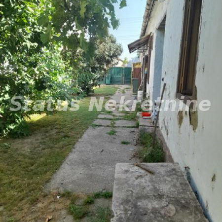 Kuća na prodaju, Inđija, 155m², 56.650 €