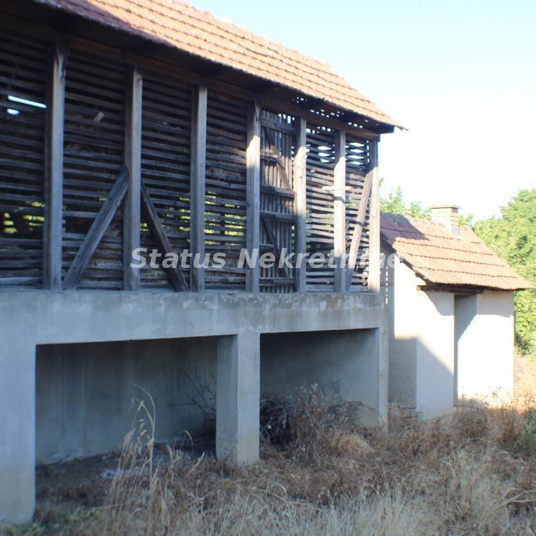 Kuća na prodaju, Bački Petrovac, 372m², 210.000 €