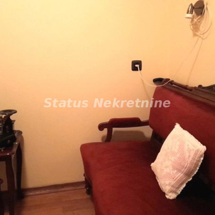 Trosoban stan na prodaju, Grbavica, Novi Sad, 54m², 184.650 €