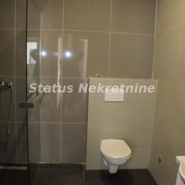 Četvorosoban stan na prodaju, Petrovaradin, Novi Sad, 78m², 161.000 €