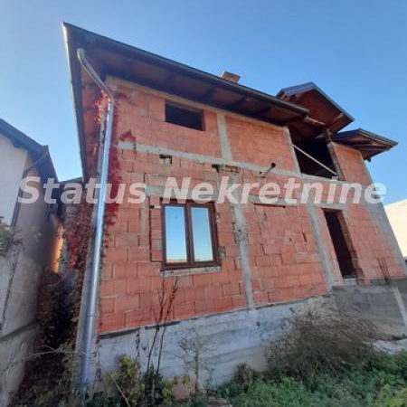 Kuća na prodaju, Sremski Karlovci, 230m², 175.100 €