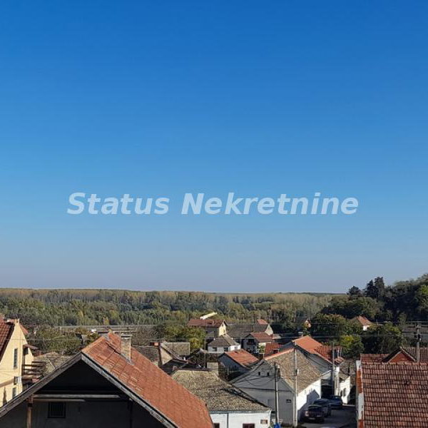 Kuća na prodaju, Sremski Karlovci, 230m², 175.100 €