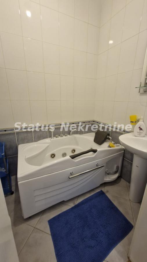 Četvorosoban stan na prodaju, Centar, Novi Sad, 120m², 330.000 €