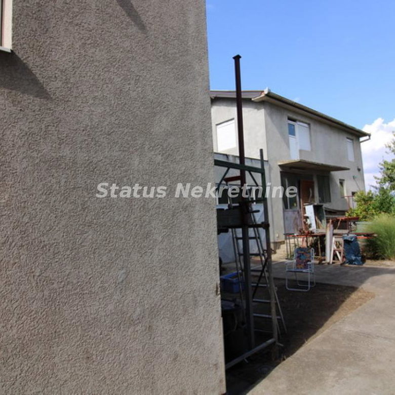Kuća na prodaju, Zrenjanin, 332m², 175.000 €