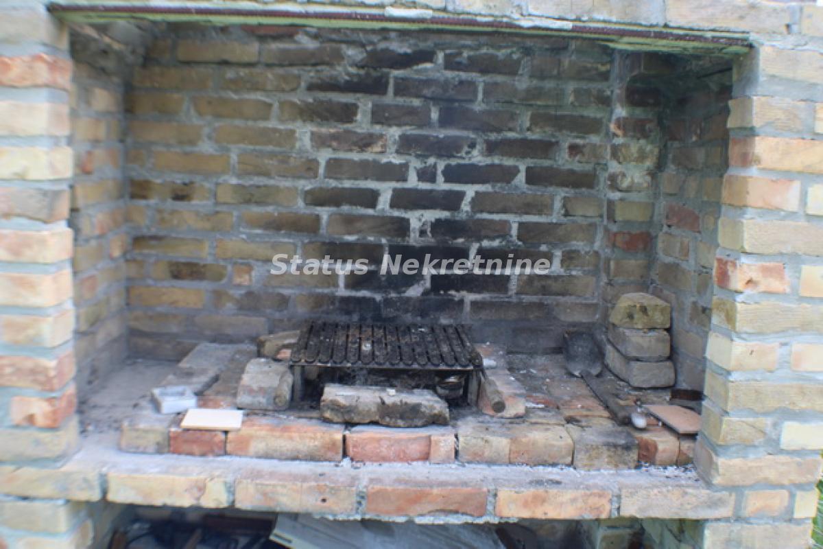 Kuća na prodaju, Petrovaradin, Novi Sad, 95m², 133.900 €