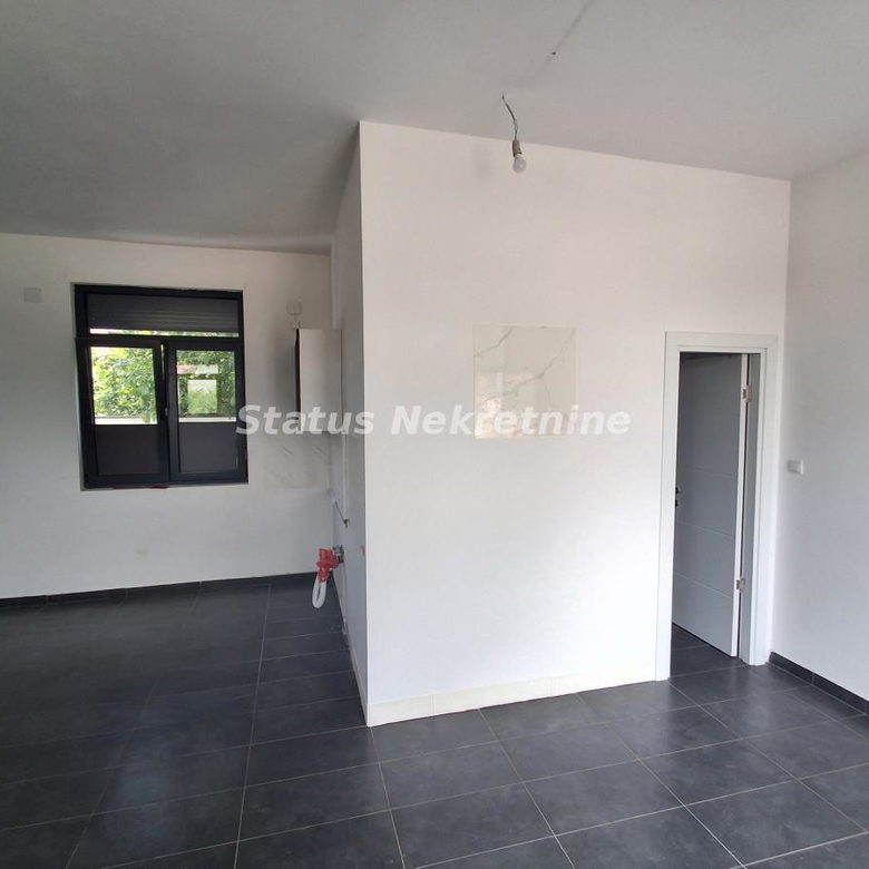 Lokal za izdavanje, Adice, Novi Sad, 45m², 350 €/mes