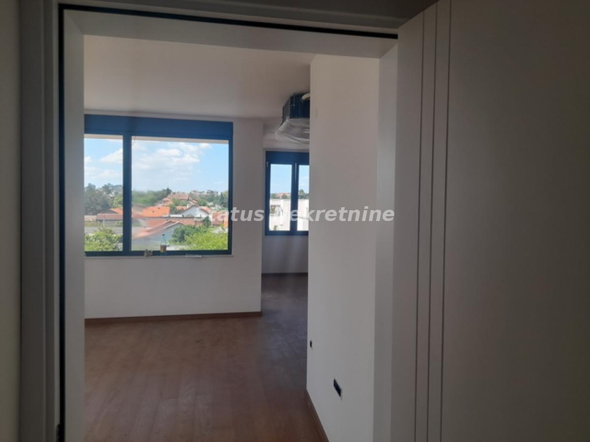 Petosoban stan na prodaju, Telep, Novi Sad, 140m², 406.850 €