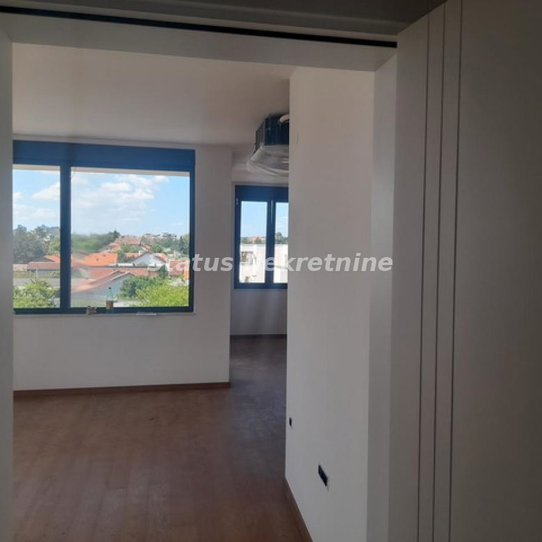 Petosoban stan na prodaju, Telep, Novi Sad, 140m², 406.850 €
