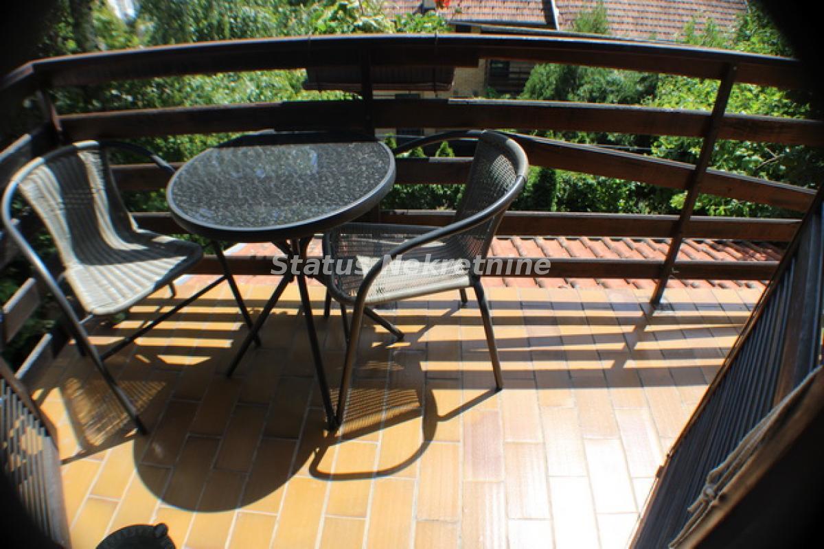 Kuća na prodaju, Petrovaradin, Novi Sad, 264m², 299.000 €