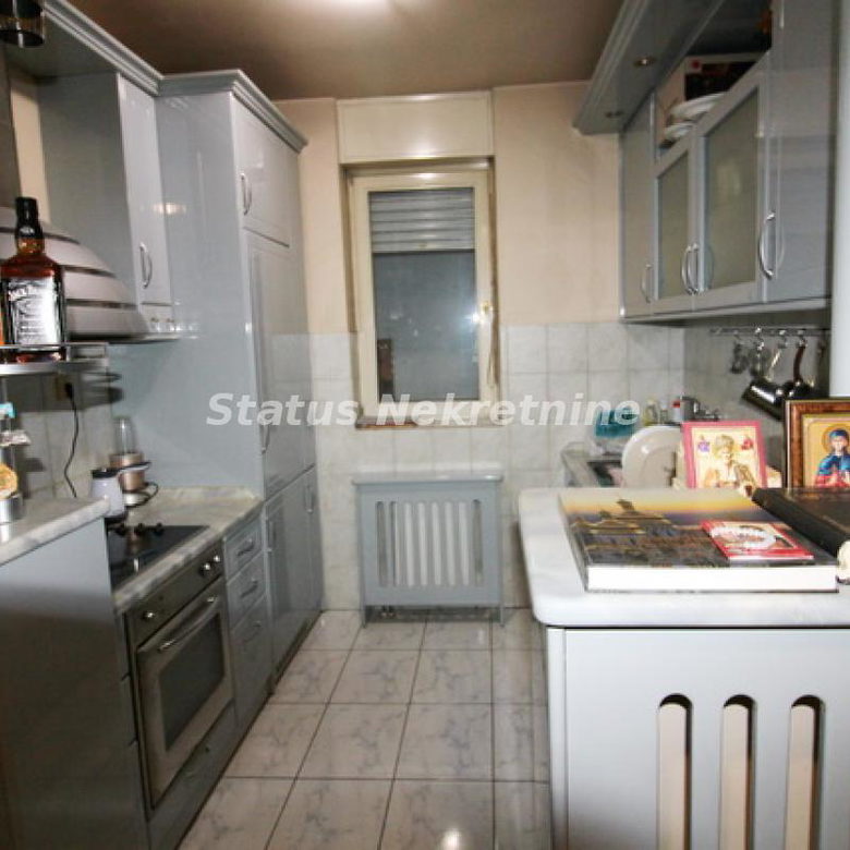 Trosoban stan na prodaju, Grbavica, Novi Sad, 91m², 247.200 €