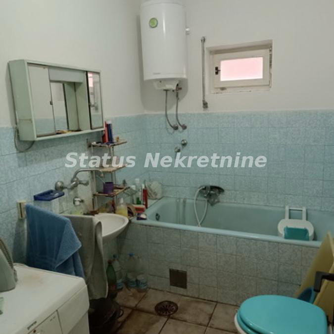 Kuća na prodaju, Šid, 122m², 62.000 €